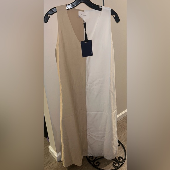 White and Tan Sallie Dress
POMANDER PLACE - Picture 6 of 10